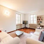 Cavour 9, Lejlighed
