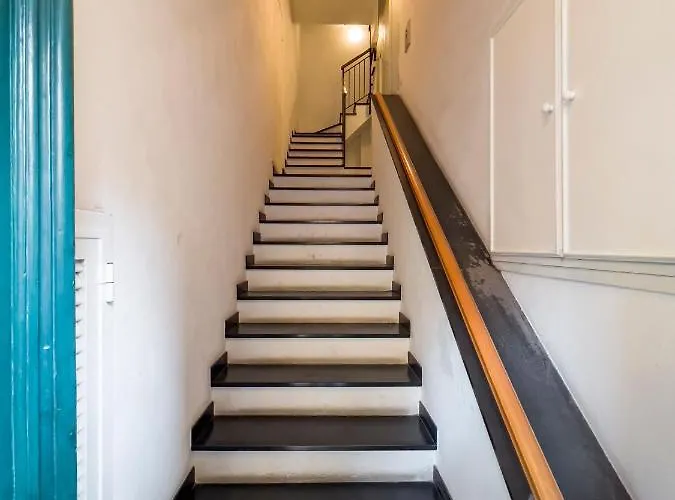 Cavour 9, Apartment *